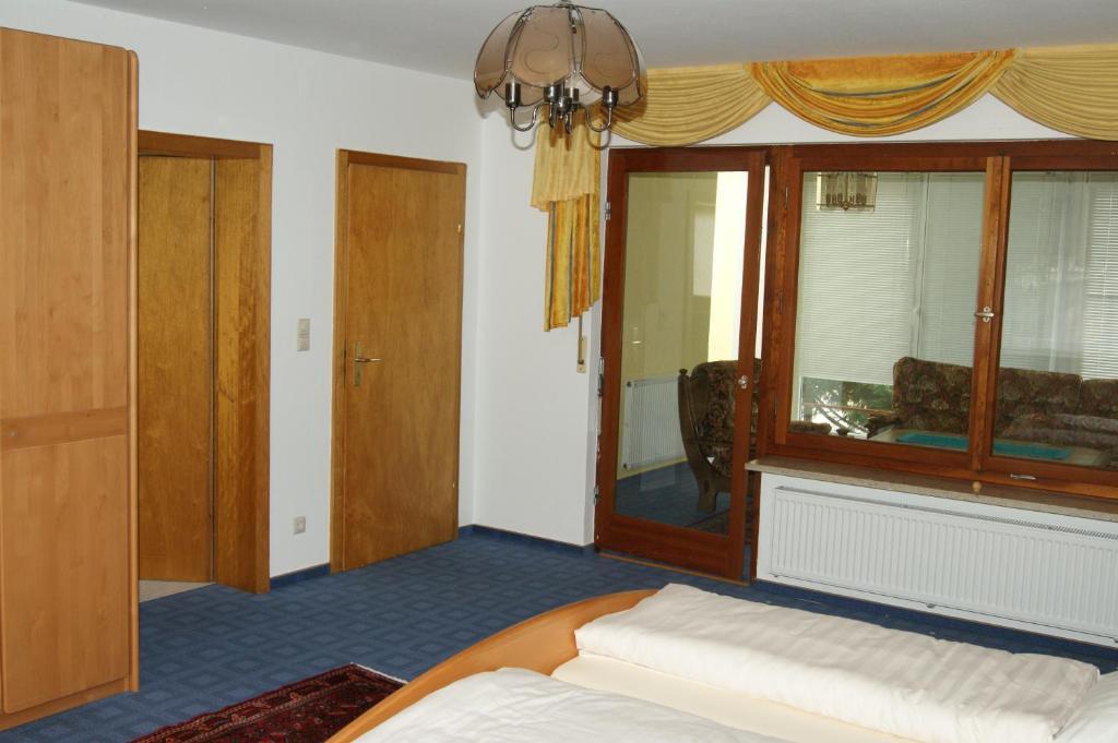 Ferienwohnungen Pies Bad Kreuznach Camera foto